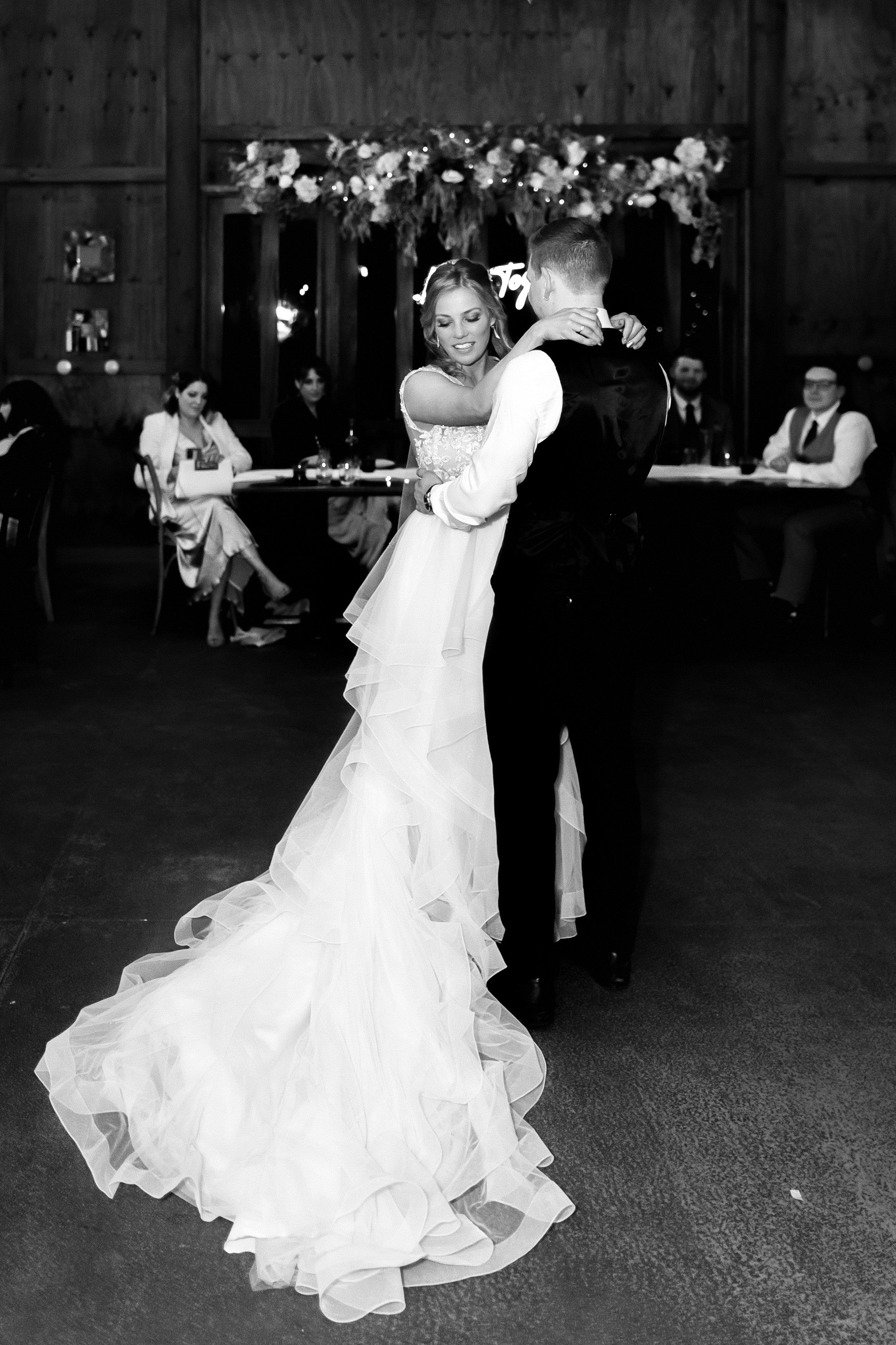 carousel-hero-element image-0