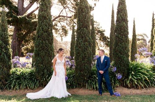 carousel-hero-element image-3